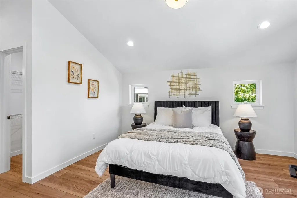 6505 44th Avenue NE Seattle WA 98115