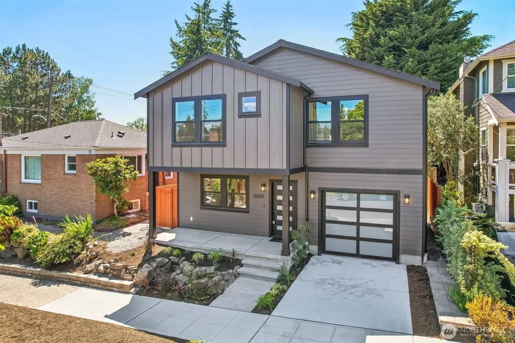 6505 44th Avenue NE Seattle WA 98115
