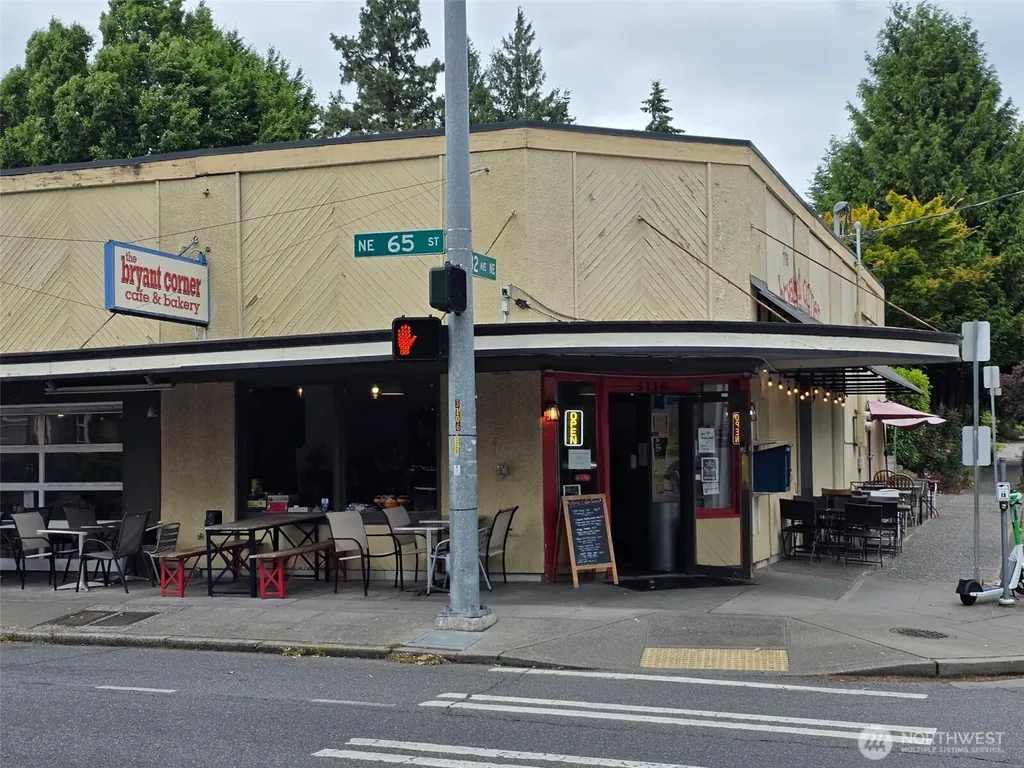 6505 44th Avenue NE Seattle WA 98115