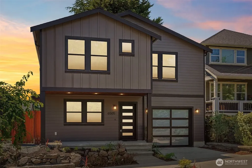 6505 44th Avenue NE Seattle WA 98115