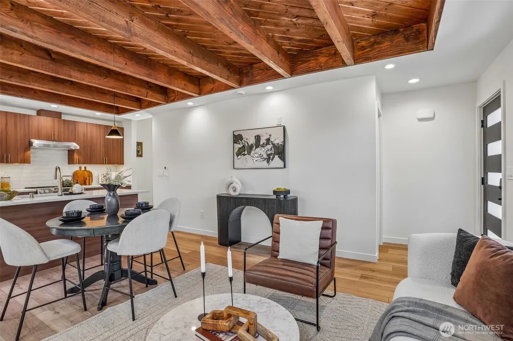 6505 44th Avenue NE Seattle WA 98115