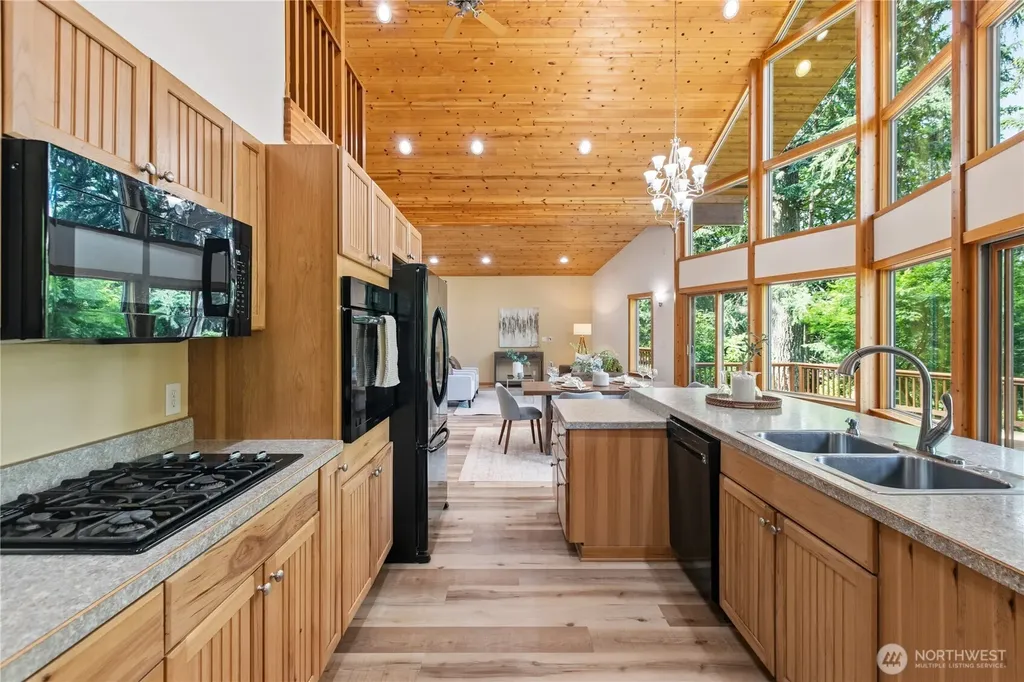 41 Louise View Drive Bellingham WA 98229
