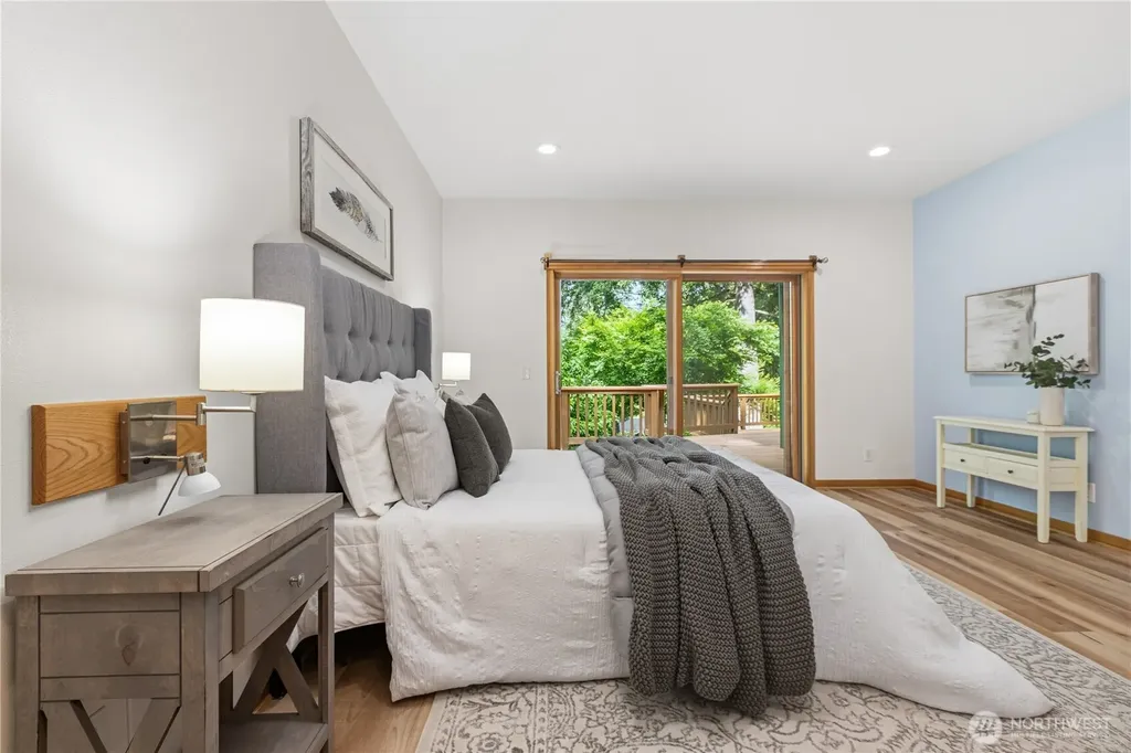 41 Louise View Drive Bellingham WA 98229
