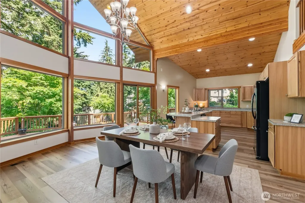 41 Louise View Drive Bellingham WA 98229