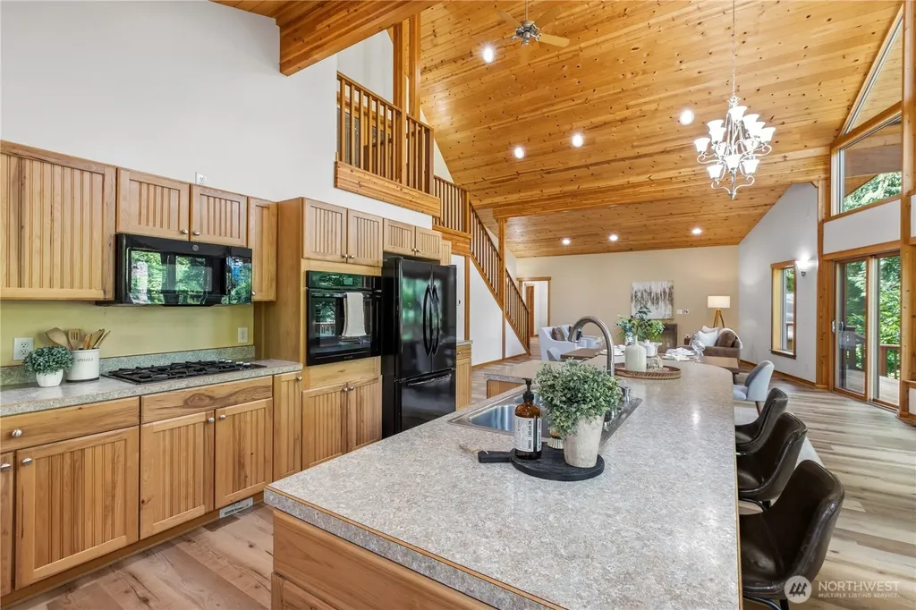 41 Louise View Drive Bellingham WA 98229