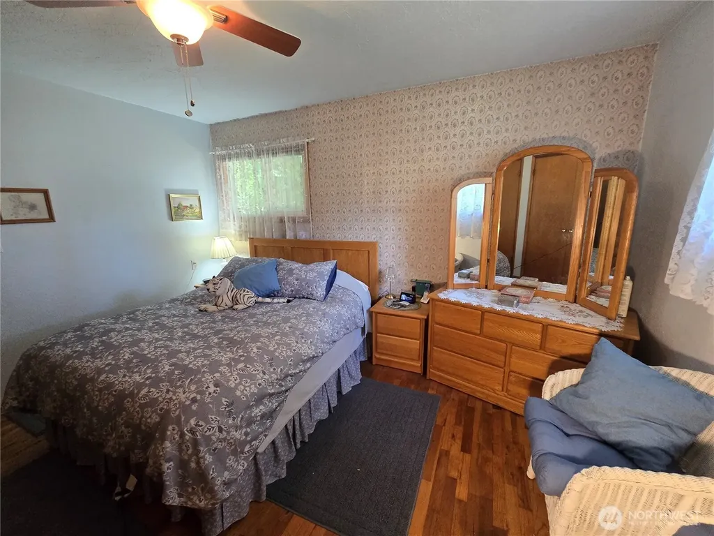 8823 Old Highway 99 SE Tumwater WA 98501