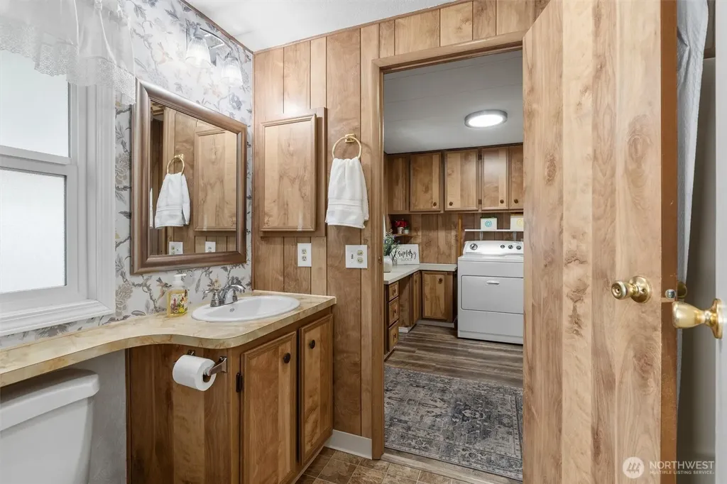 3611 I Street NE Auburn WA 98002