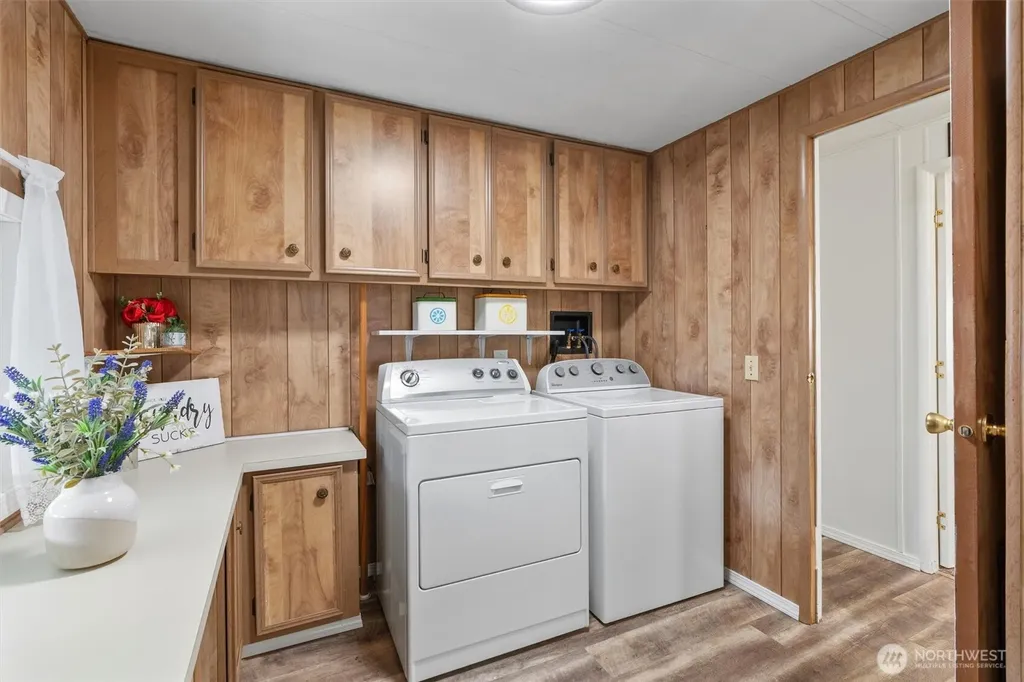 3611 I Street NE Auburn WA 98002