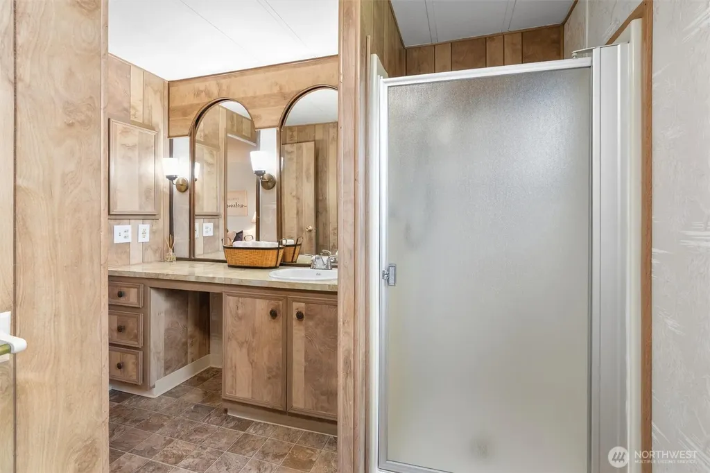 3611 I Street NE Auburn WA 98002