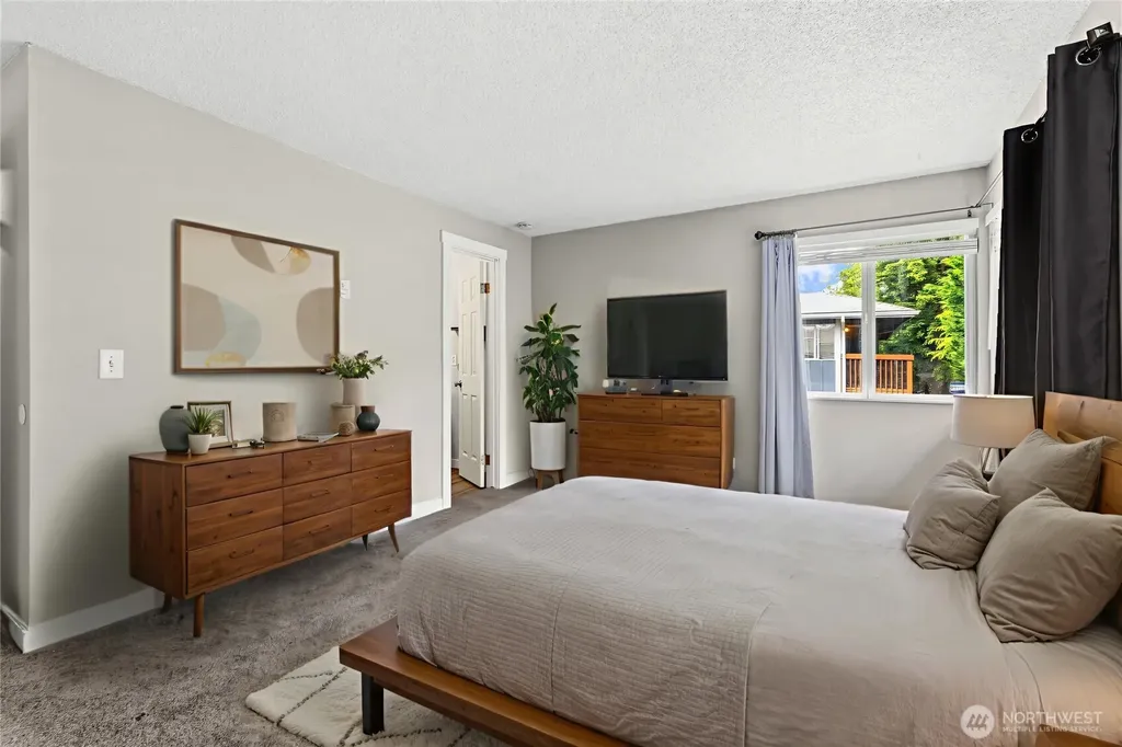 17310 NE 45th Street Redmond WA 98052