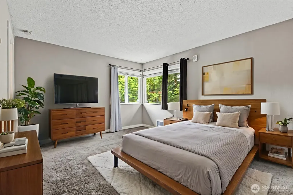 17310 NE 45th Street Redmond WA 98052