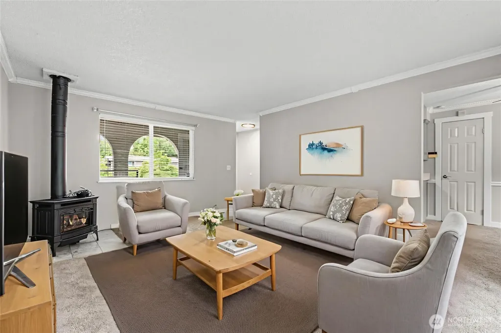 17310 NE 45th Street Redmond WA 98052