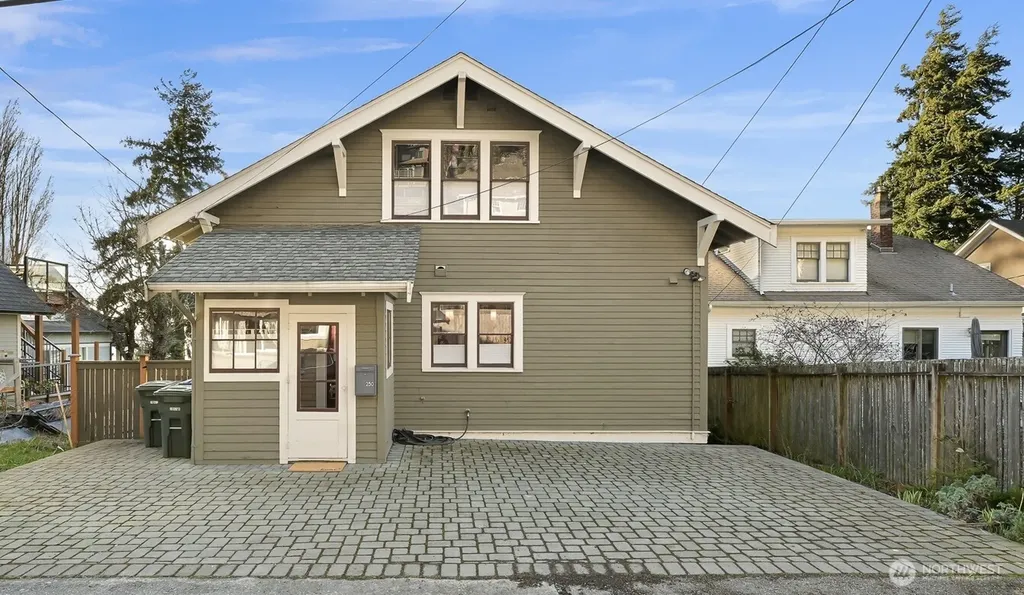 250 N Forest Street Bellingham WA 98225