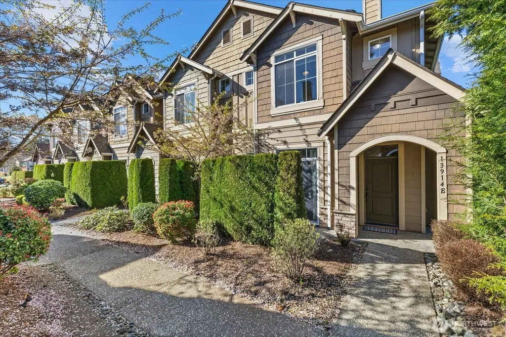 13914 N Pointe Circle Mill Creek WA 98012