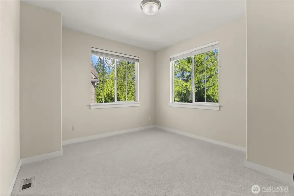 13914 N Pointe Circle Mill Creek WA 98012