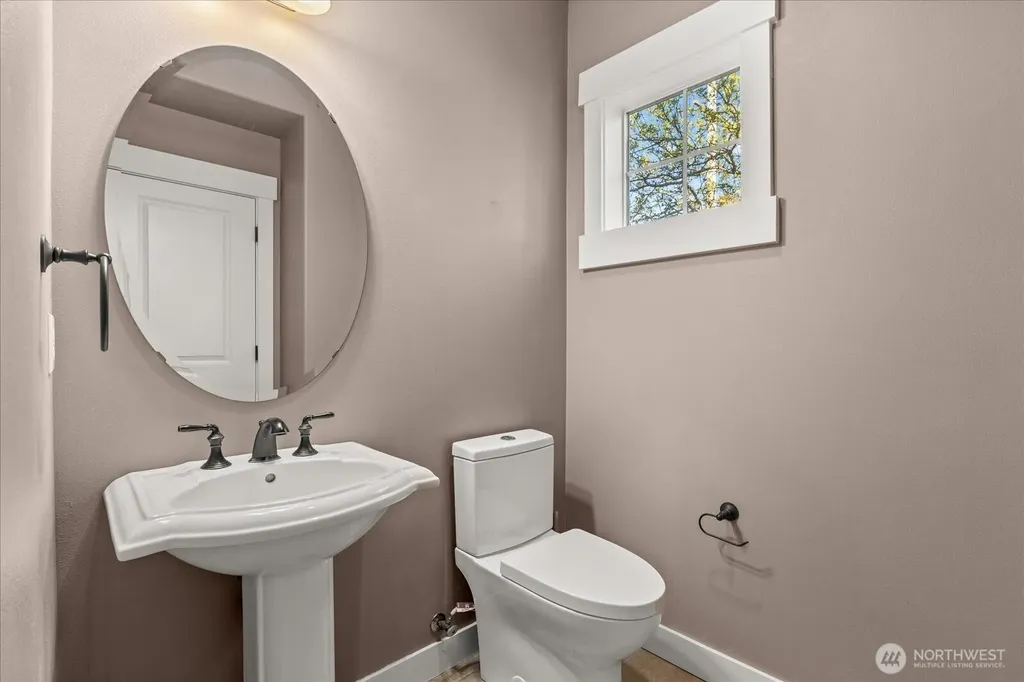 13914 N Pointe Circle Mill Creek WA 98012