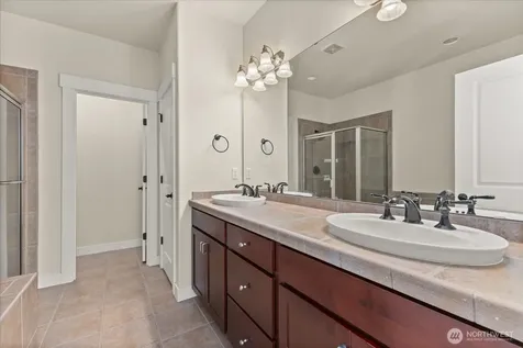 13914 N Pointe Circle Mill Creek WA 98012