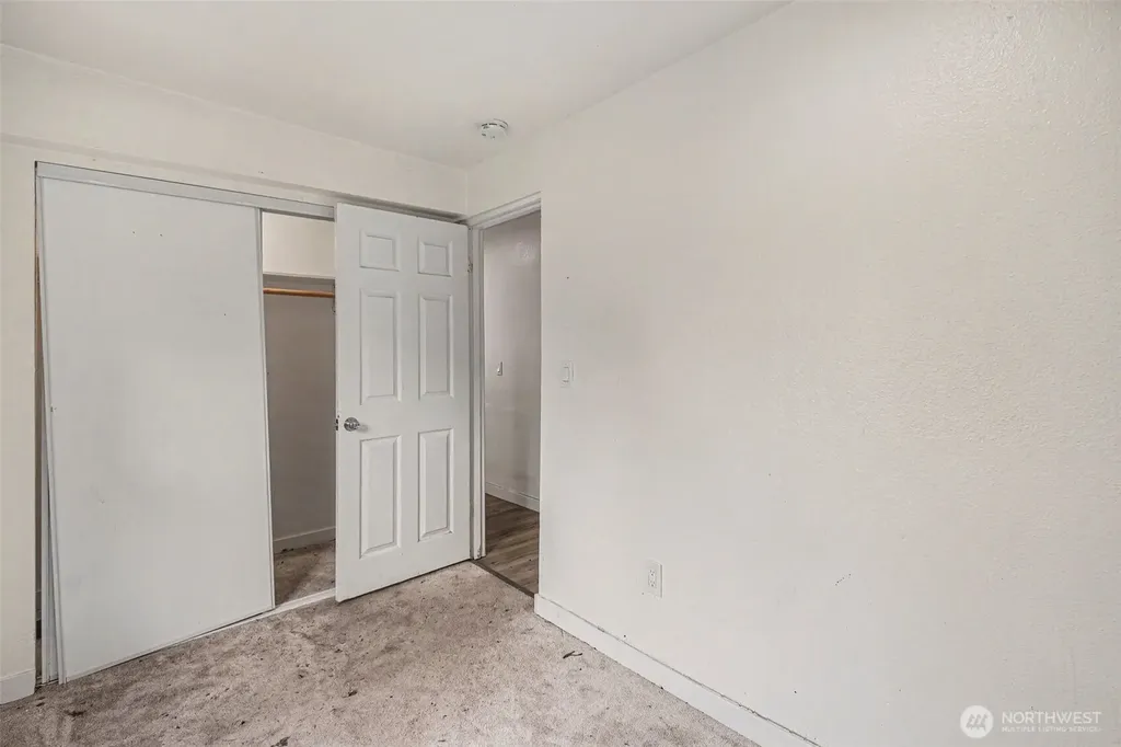1207 SW Cambridge Street Seattle WA 98106