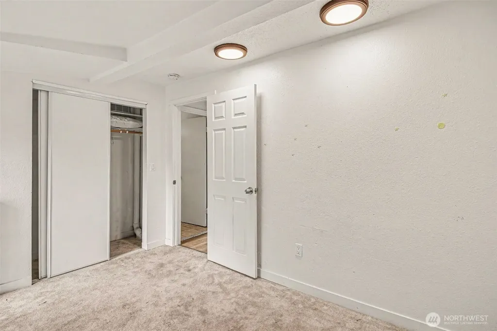 1207 SW Cambridge Street Seattle WA 98106