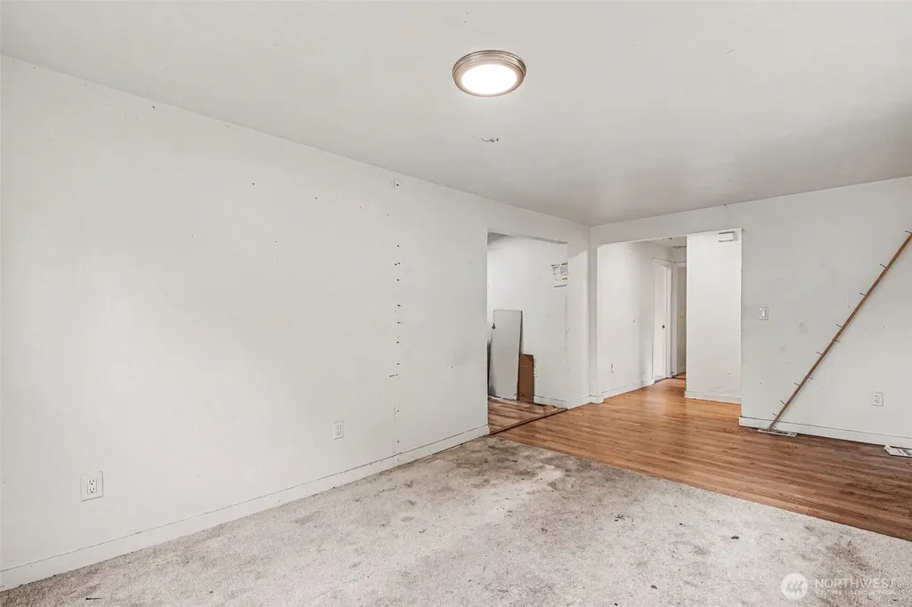 1207 SW Cambridge Street Seattle WA 98106
