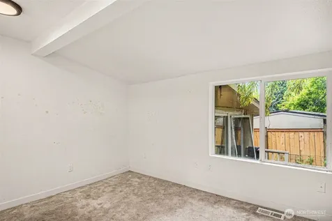 1207 SW Cambridge Street Seattle WA 98106