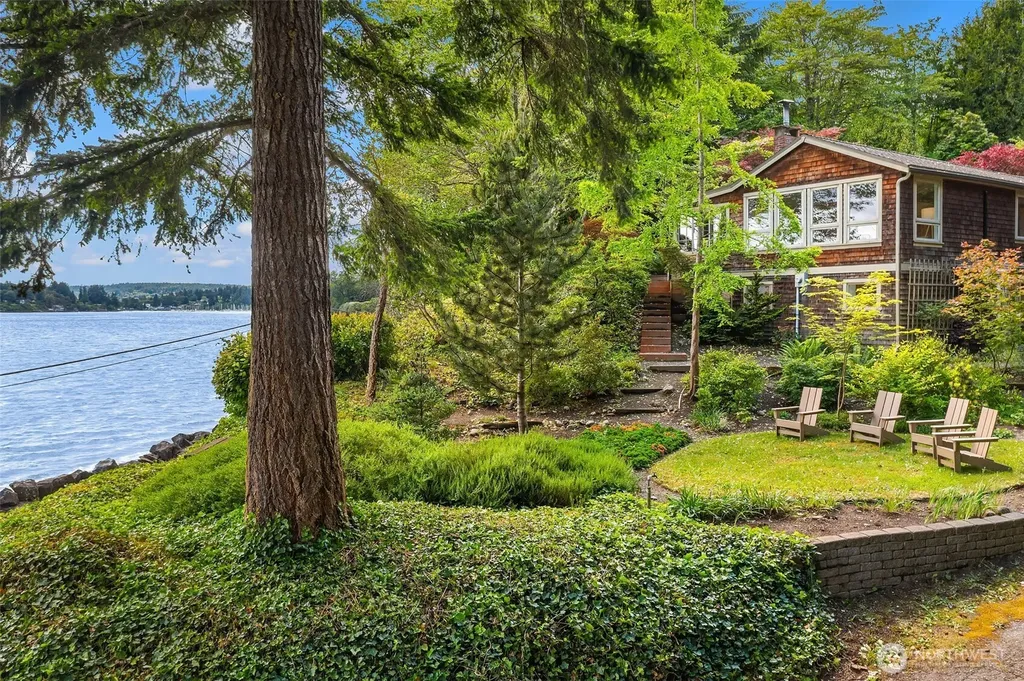 8430 SW Quartermaster Drive Vashon WA 98070