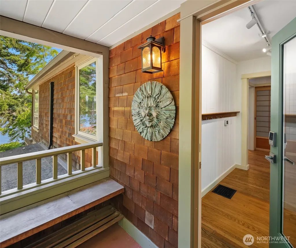 8430 SW Quartermaster Drive Vashon WA 98070