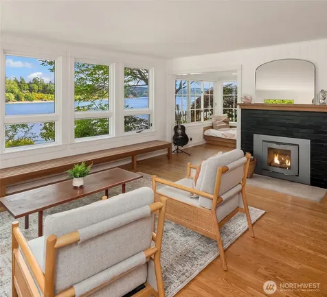 8430 SW Quartermaster Drive Vashon WA 98070