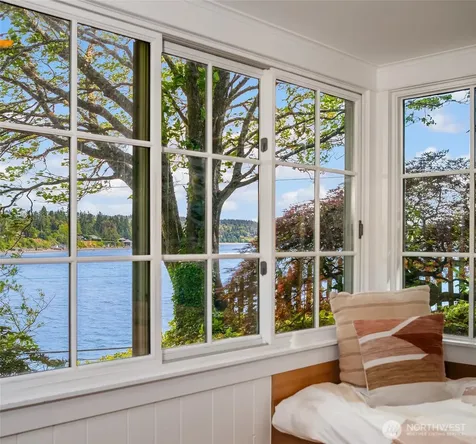 8430 SW Quartermaster Drive Vashon WA 98070