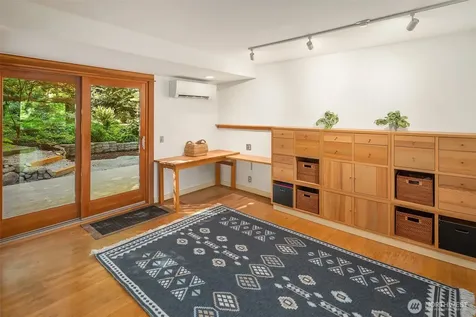 8430 SW Quartermaster Drive Vashon WA 98070