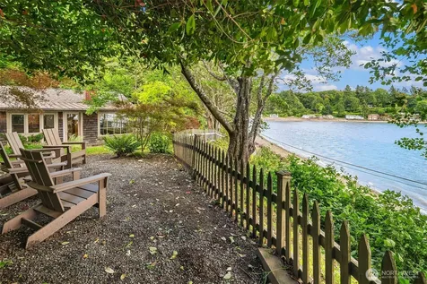 8430 SW Quartermaster Drive Vashon WA 98070