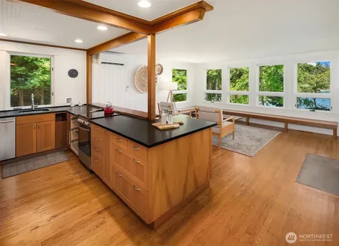 8430 SW Quartermaster Drive Vashon WA 98070