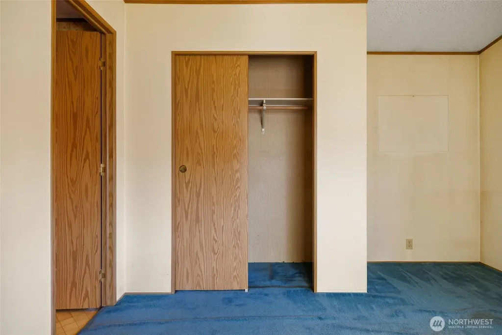20705 9th Ave E Spanaway WA 98387