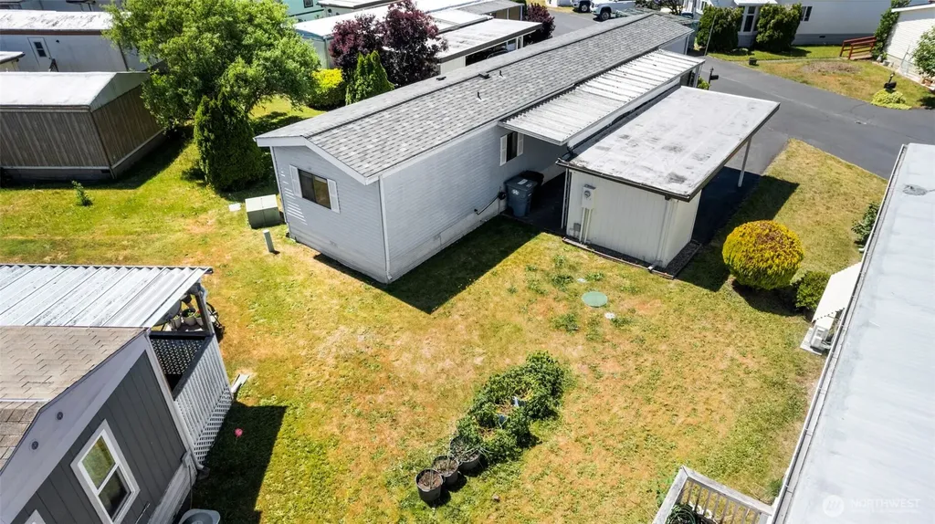 20705 9th Ave E Spanaway WA 98387