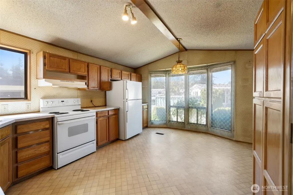 20705 9th Ave E Spanaway WA 98387