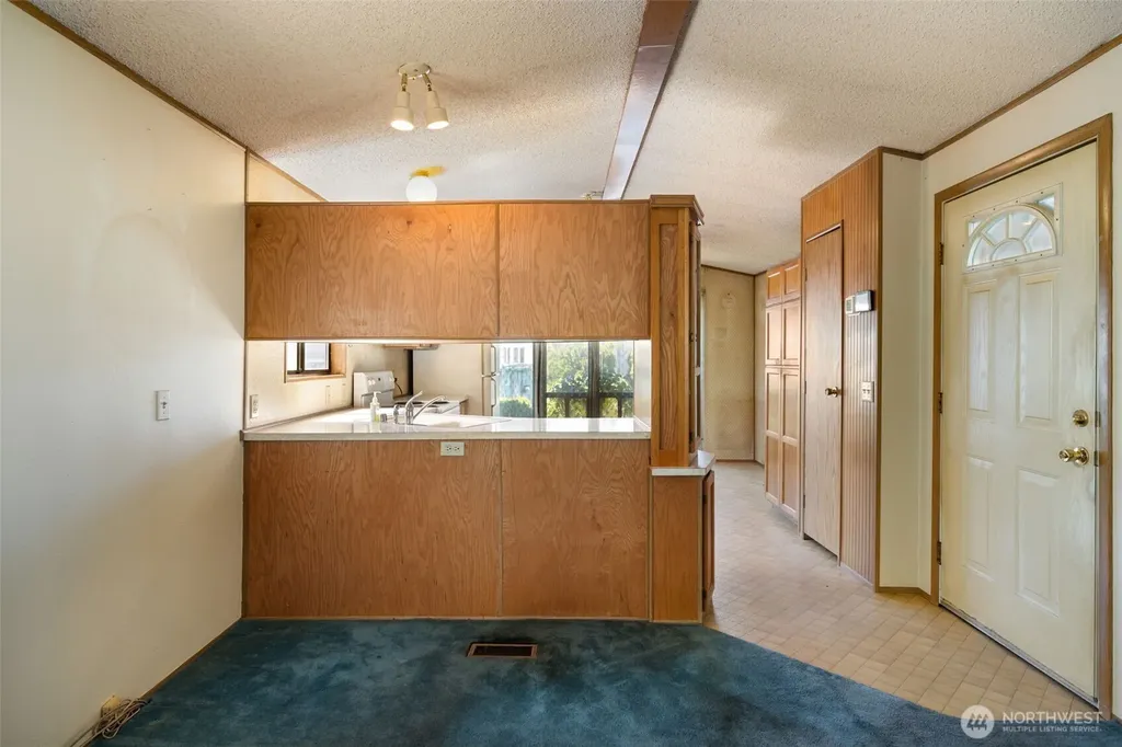 20705 9th Ave E Spanaway WA 98387