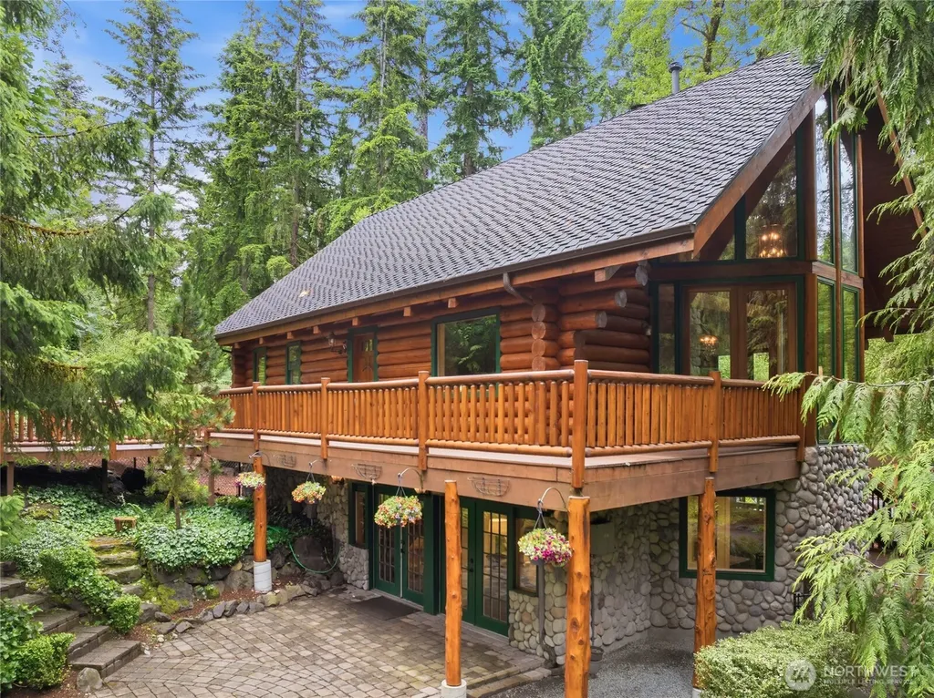 22005 SE 28th Street Sammamish WA 98075