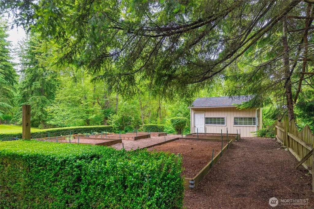 22005 SE 28th Street Sammamish WA 98075