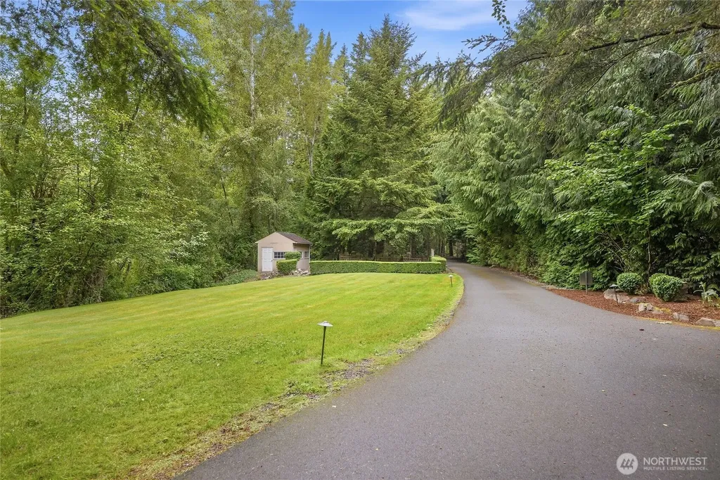 22005 SE 28th Street Sammamish WA 98075