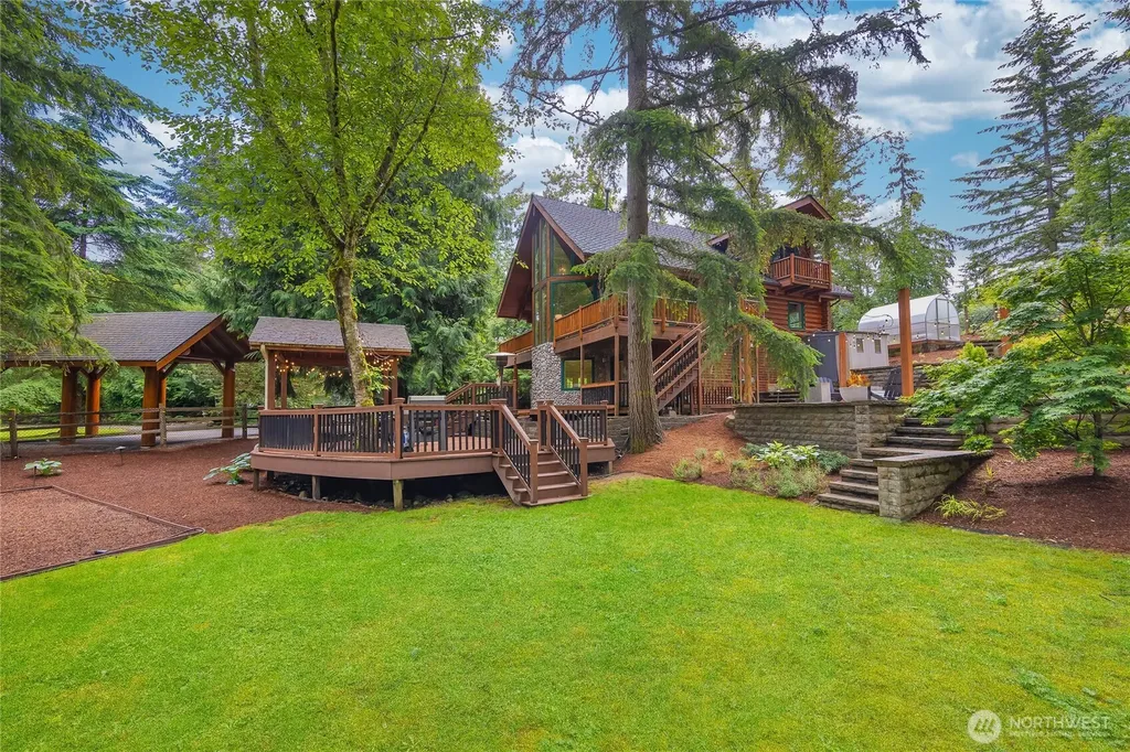 22005 SE 28th Street Sammamish WA 98075