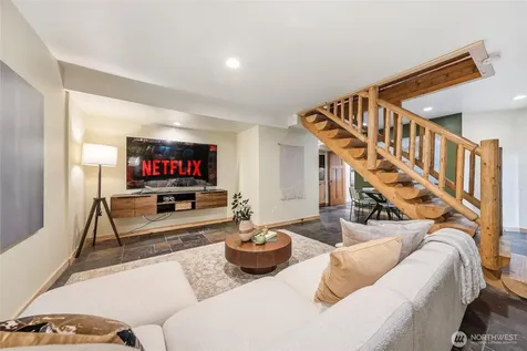 22005 SE 28th Street Sammamish WA 98075