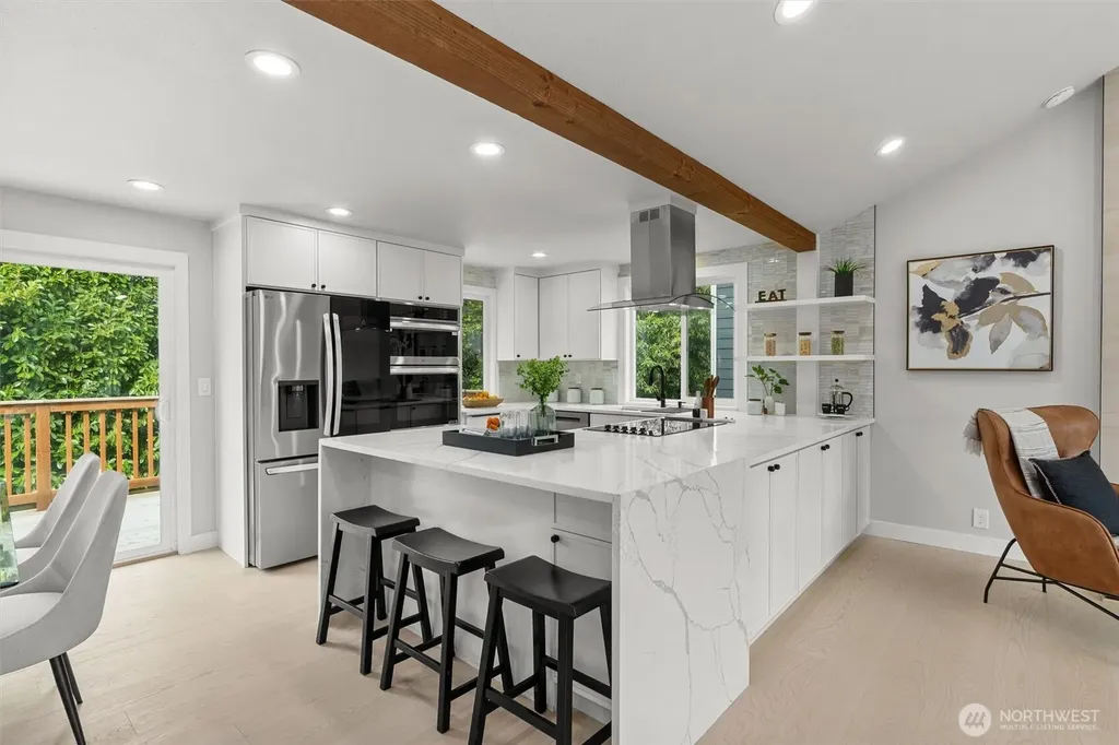 7407 25th Avenue NE Seattle WA 98115
