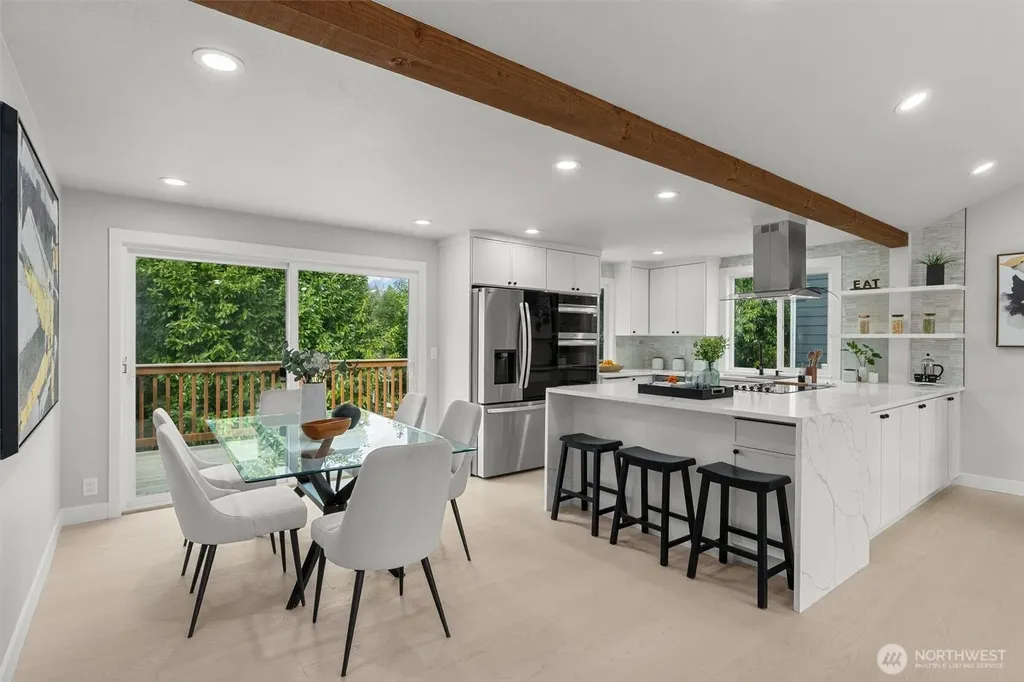 7407 25th Avenue NE Seattle WA 98115