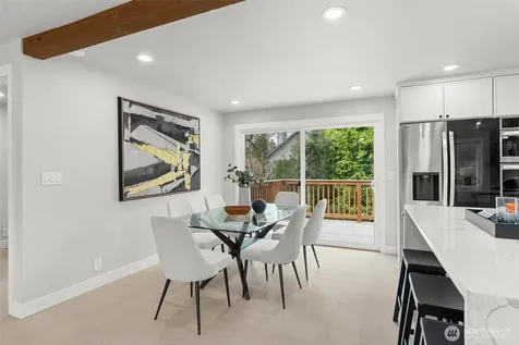 7407 25th Avenue NE Seattle WA 98115