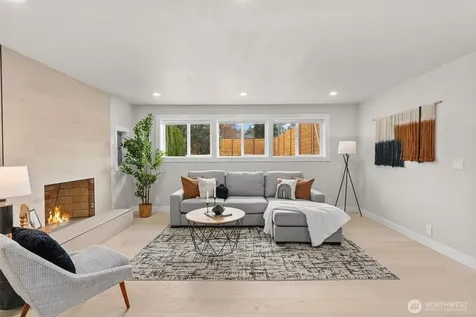 7407 25th Avenue NE Seattle WA 98115