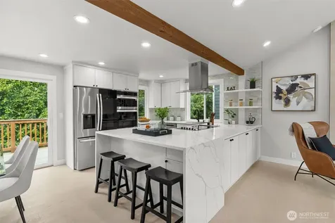 7407 25th Avenue NE Seattle WA 98115