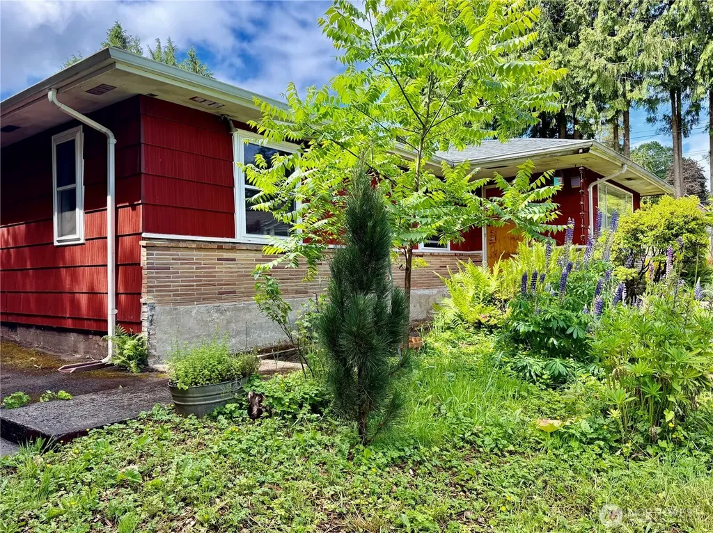 708 Olson Road Longview WA 98632