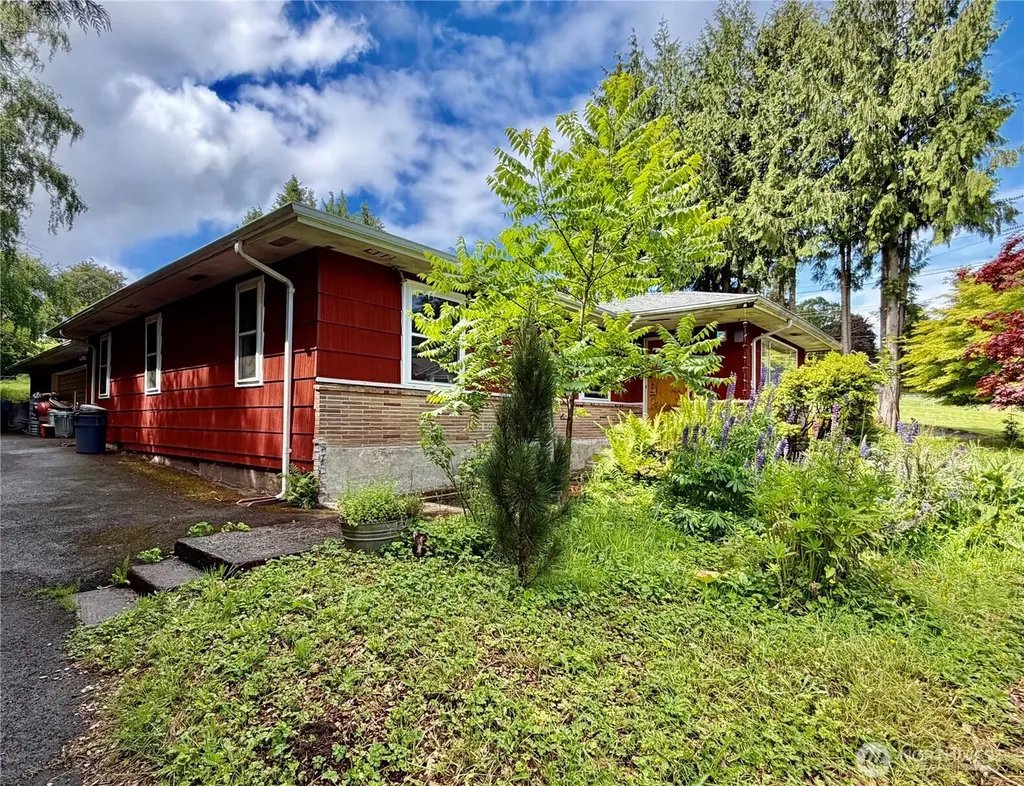 708 Olson Road Longview WA 98632