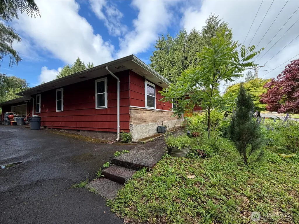 708 Olson Road Longview WA 98632