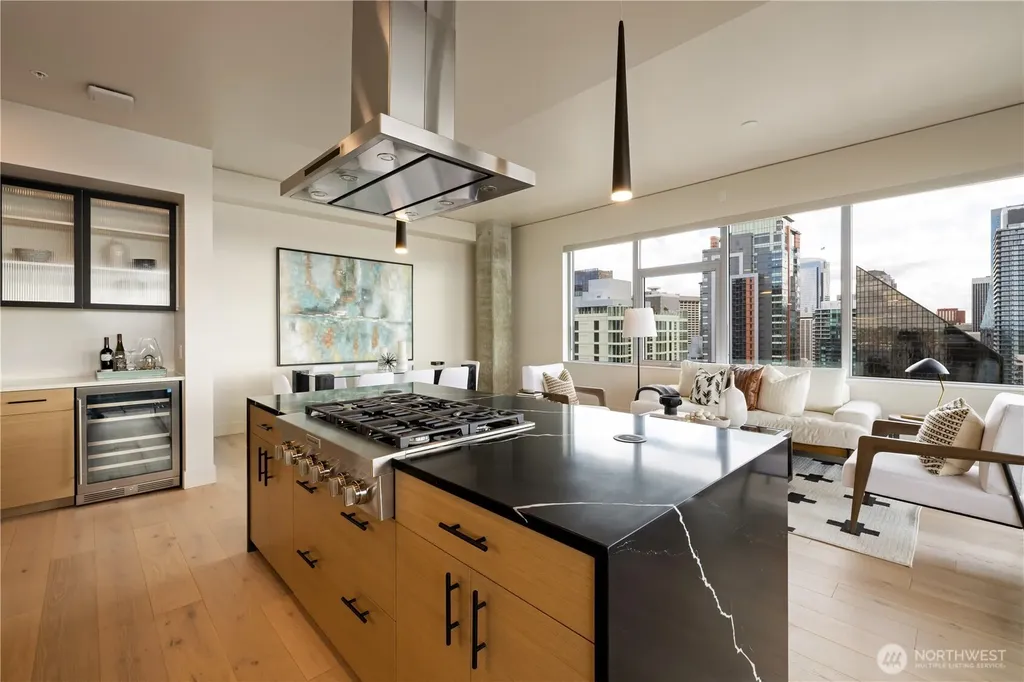 2315 4th Avenue Seattle WA 98121